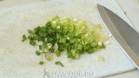 бутерброды с консервированным тунцом