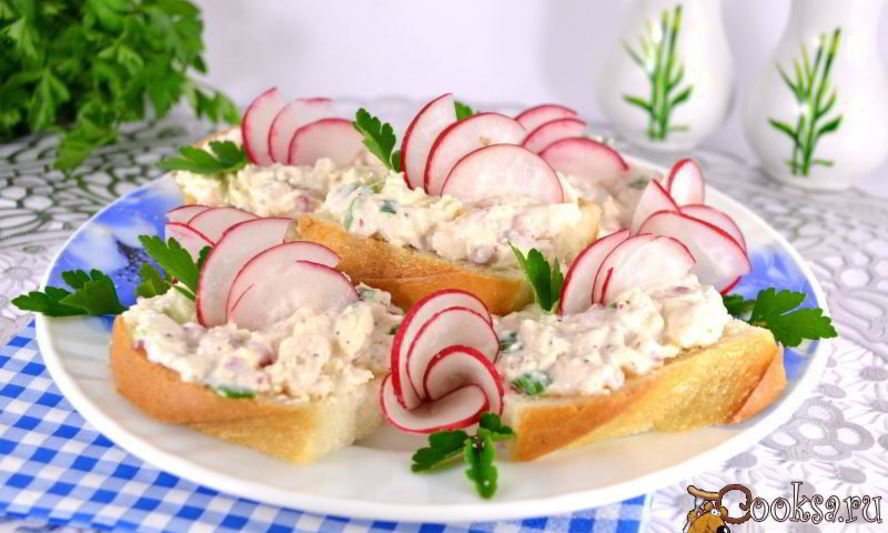 Рецепт бутерброды с пастой из редиса и плавленного сыра