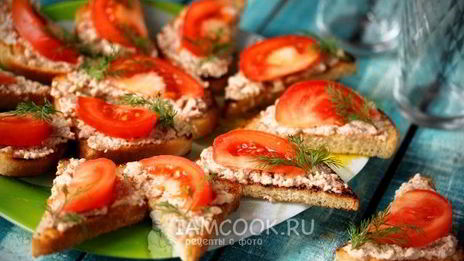 бутерброды с печенью трески