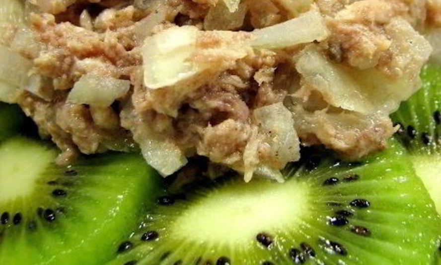 Рецепт бутерброды со шпротами и киви