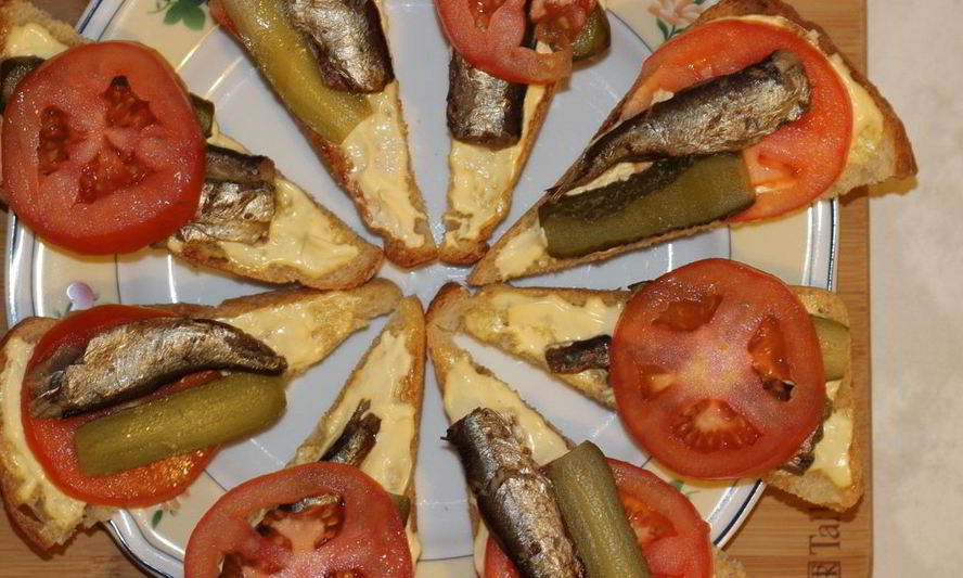 Рецепт бутерброды со шпротами