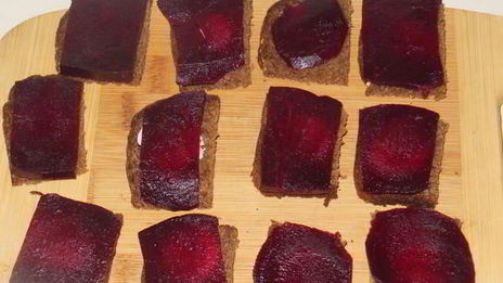 бутерброды со скумбрией быстрого домашнего посола