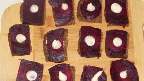 бутерброды со скумбрией быстрого домашнего посола