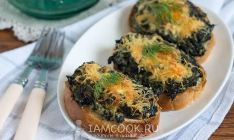 Рецепт горячие бутерброды с крапивой и сыром