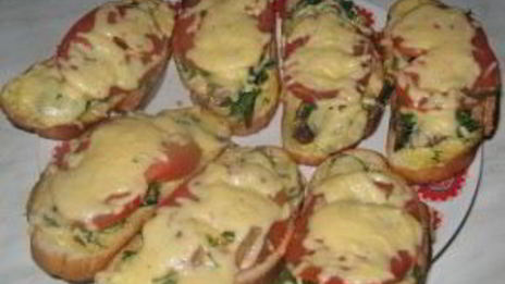 горячий бутерброд со шпротами