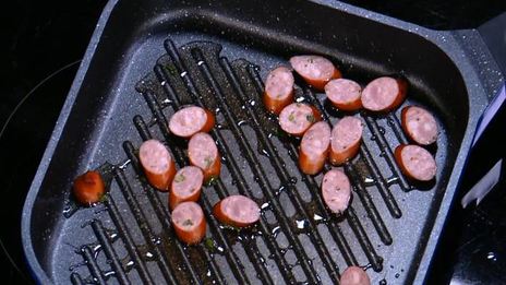 хитрый бутерброд с авокадо и яичницей