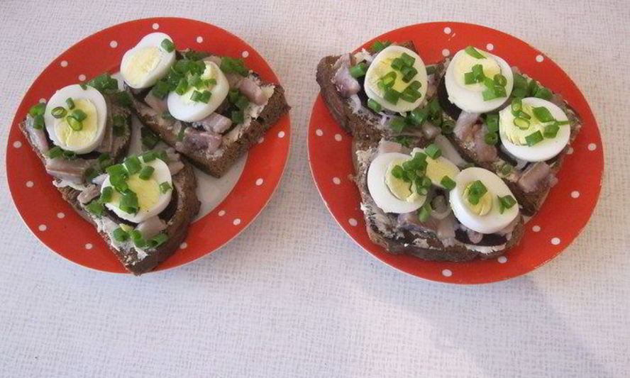 Рецепт мамочкин бутерброд с сельдью и свеклой