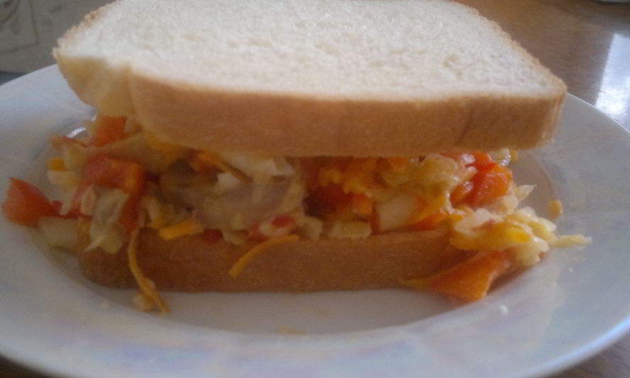 Рецепт вегетарианский бутерброд с овощами и грибами