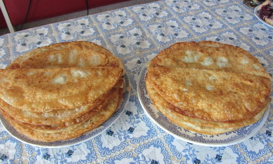 Рецепт чебуреки на сковороде