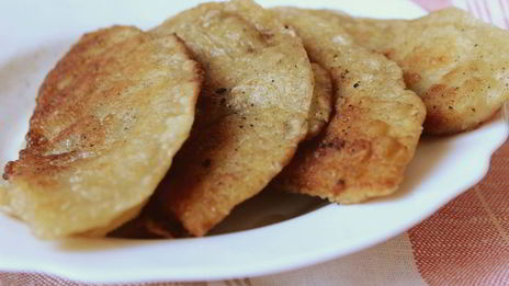 чебуреки с фаршем и сыром