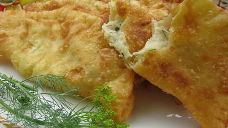 чебуреки с картофелем и сыром