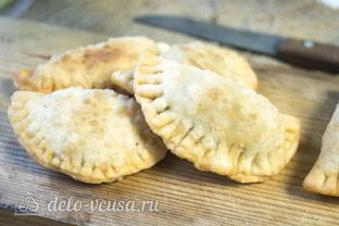 Чебуреки с курицей