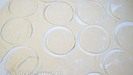 чебуреки с курицей