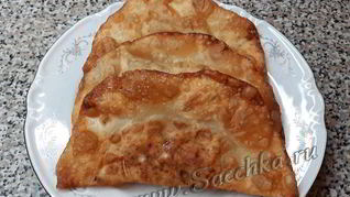 Чебуреки с мясом