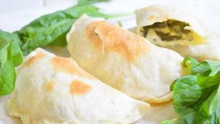 Чебуреки с сыром и зеленью