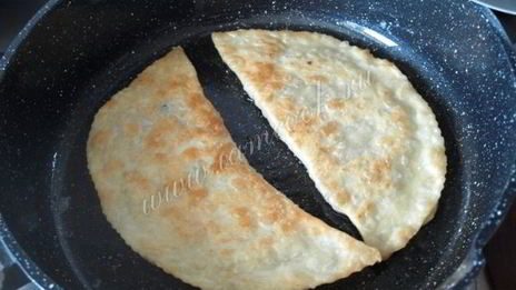 чебуреки с сыром
