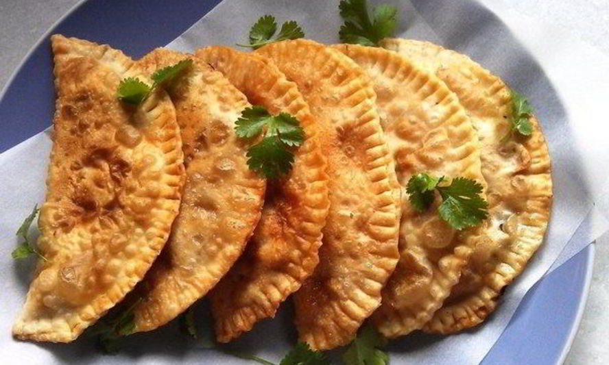 Рецепт домашние чебуреки с сочной мясной начинкой