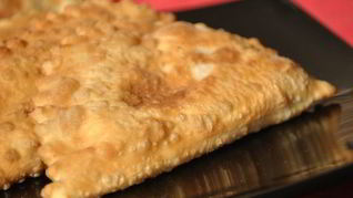 Настоящие восточные чебуреки