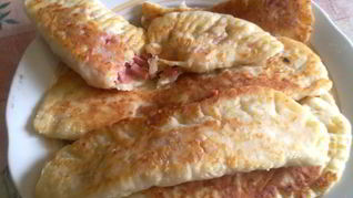 Сырные чебуреки