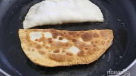 тесто для чебуреков с мясом