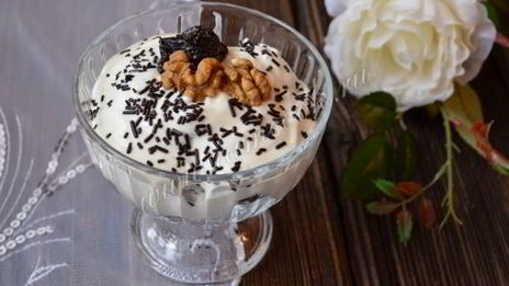 чернослив фаршированный грецкими орехами в сметане