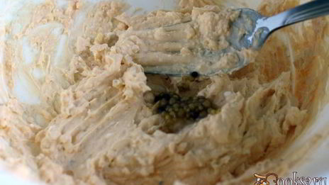 фаршированные яйца с икорным кремом