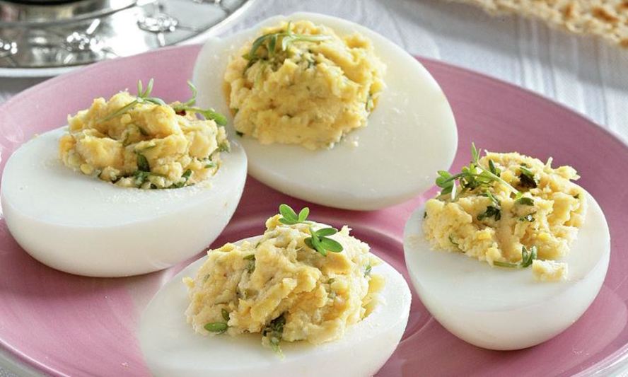 Рецепт фаршированные яйца с хреном