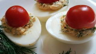 Фаршированные яйца