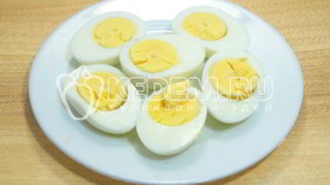 яйца фаршированные крабовыми палочками
