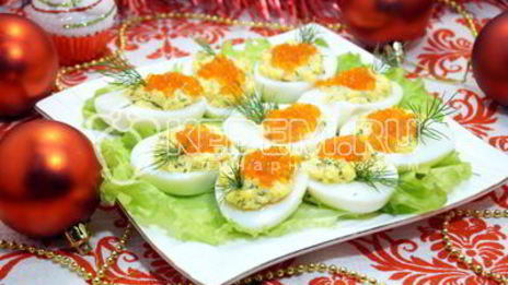 яйца фаршированные красной икрой