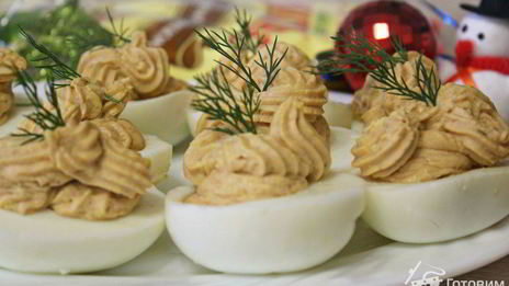 яйца фаршированные паштетом из утиной печени