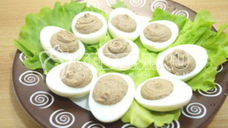 яйца фаршированные печенью