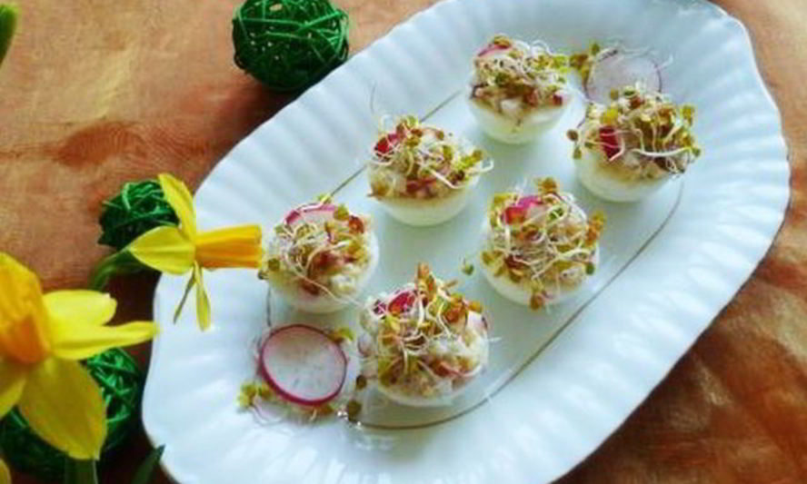 Рецепт яйца фаршированные пшеном и редисом