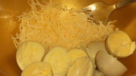 яйца фаршированные с грибами