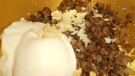 яйца фаршированные с грибами