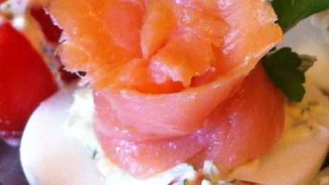 яйца фаршированные семгой