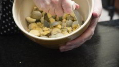 яйца фаршированные желтком