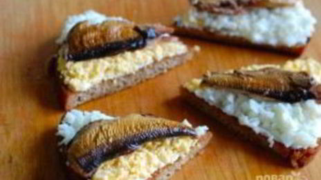 гренки из черного хлеба с яйцом