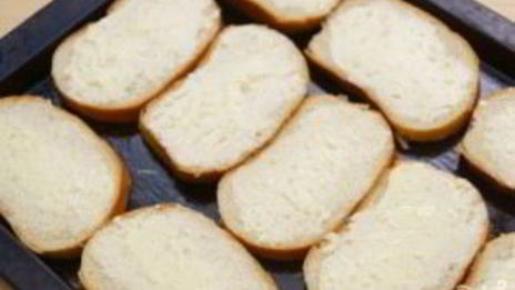 гренки с чесноком и сыром в духовке