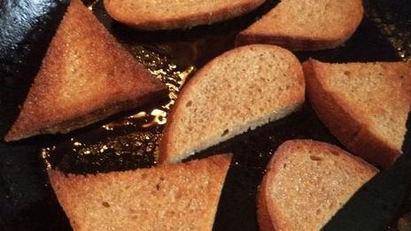 гренки с чесноком на сковороде