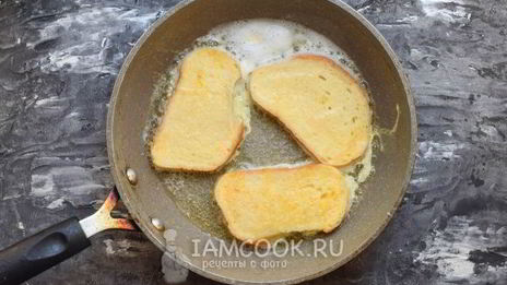 сладкие гренки из батона с молоком и яйцом