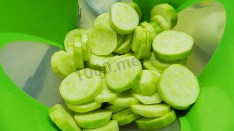 диетическая кабачковая икра в рукаве