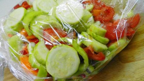 диетическая кабачковая икра в рукаве