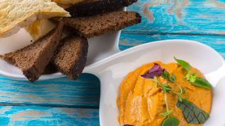 Икра из кабачков с морковью и зеленью