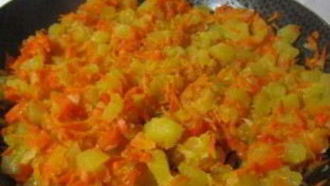 кабачковая икра с морковью и томатной пастой