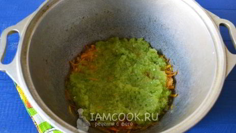 кабачковая икра с перцем