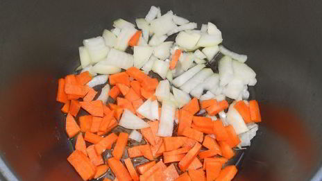 овощная икра с зелеными помидорами в мультиварке