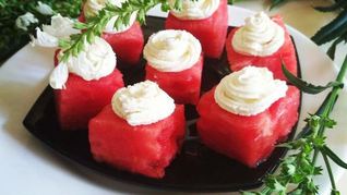 Арбузное канапе