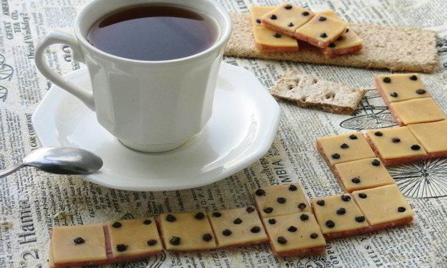 Рецепт канапе домино