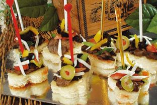 Канапе с грибами